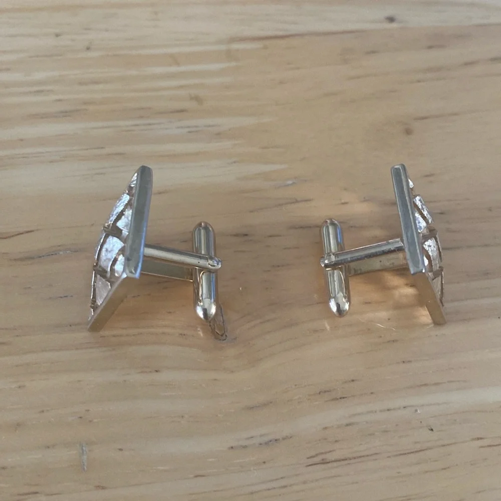 Gold Tone Swank Square Grid Patch Design Cufflinks